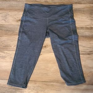 Athleta crop legging